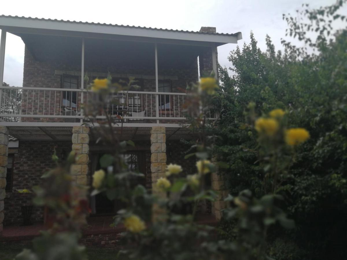 Clarens Cottages Exterior foto